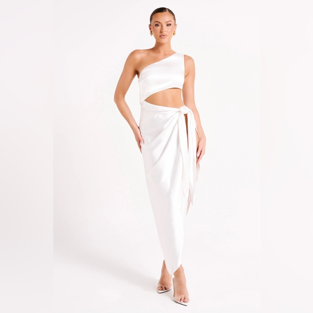 Meshki Navarah One Shoulder Midi Dress - White